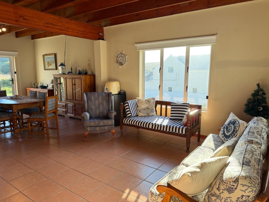 4 Bedroom Property for Sale in Stilbaai Wes Western Cape